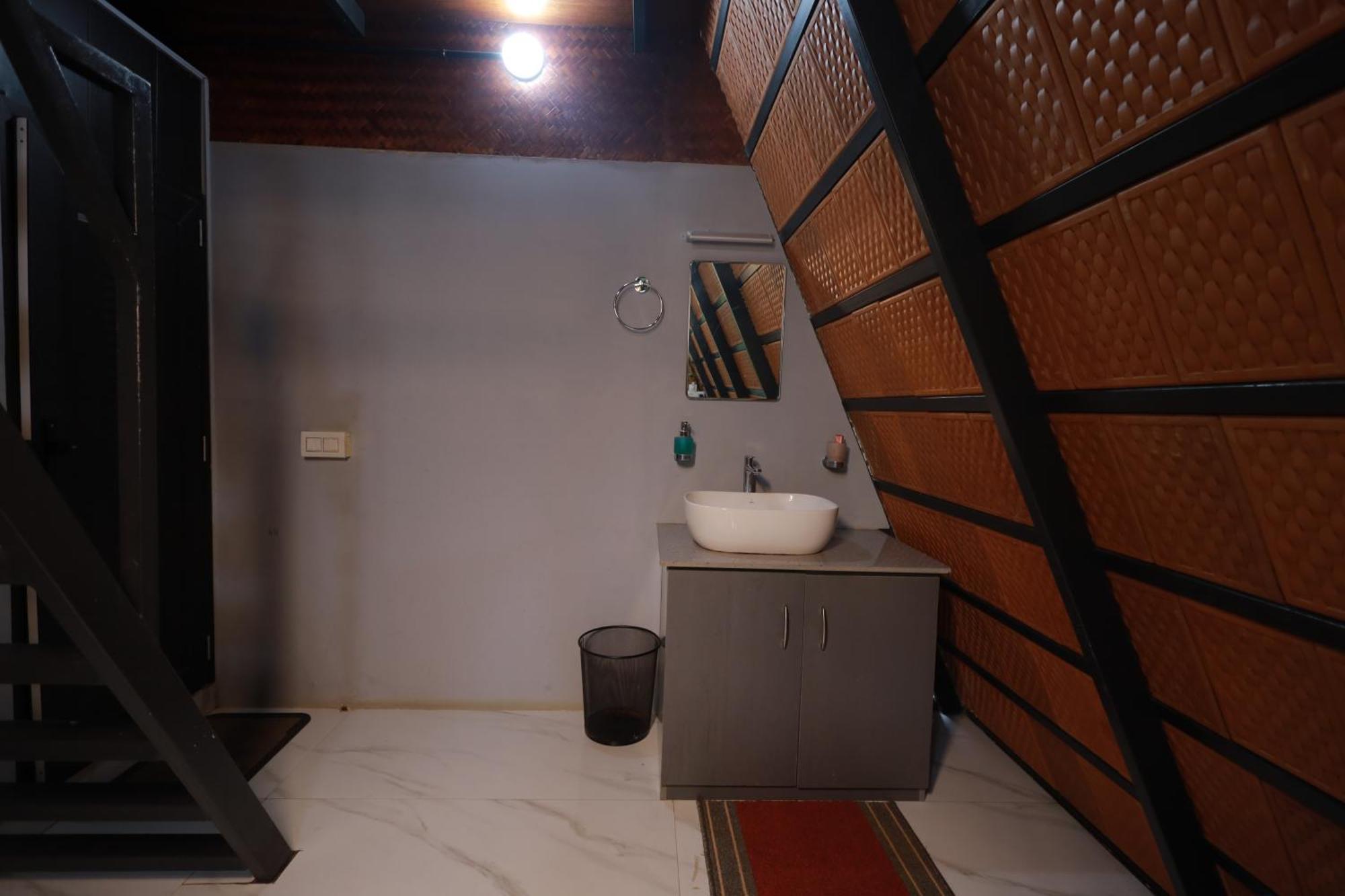 Holistic Stay Eco-Resort & Ayurvedic Retreat Paithalmala Екстер'єр фото