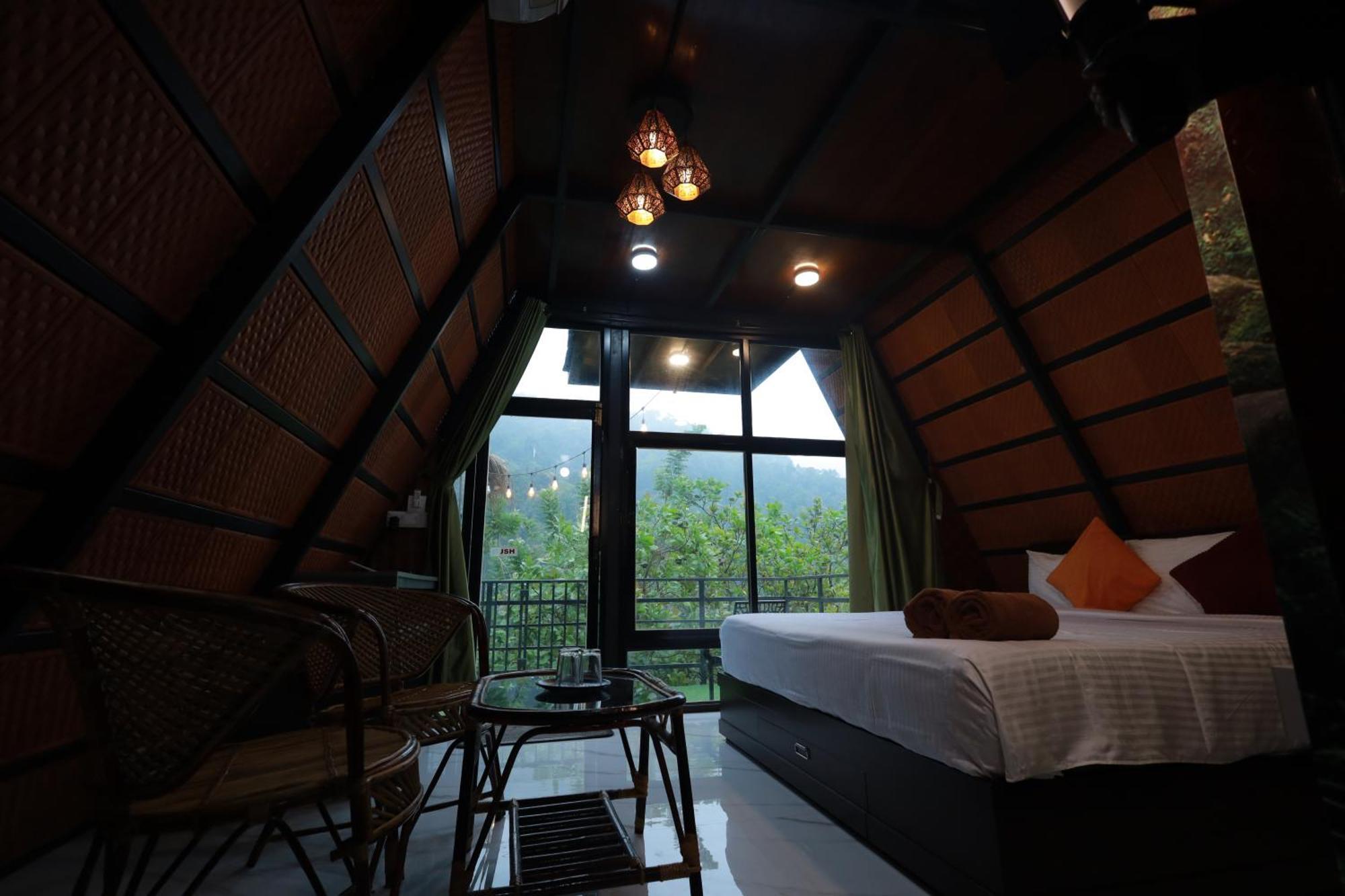 Holistic Stay Eco-Resort & Ayurvedic Retreat Paithalmala Екстер'єр фото