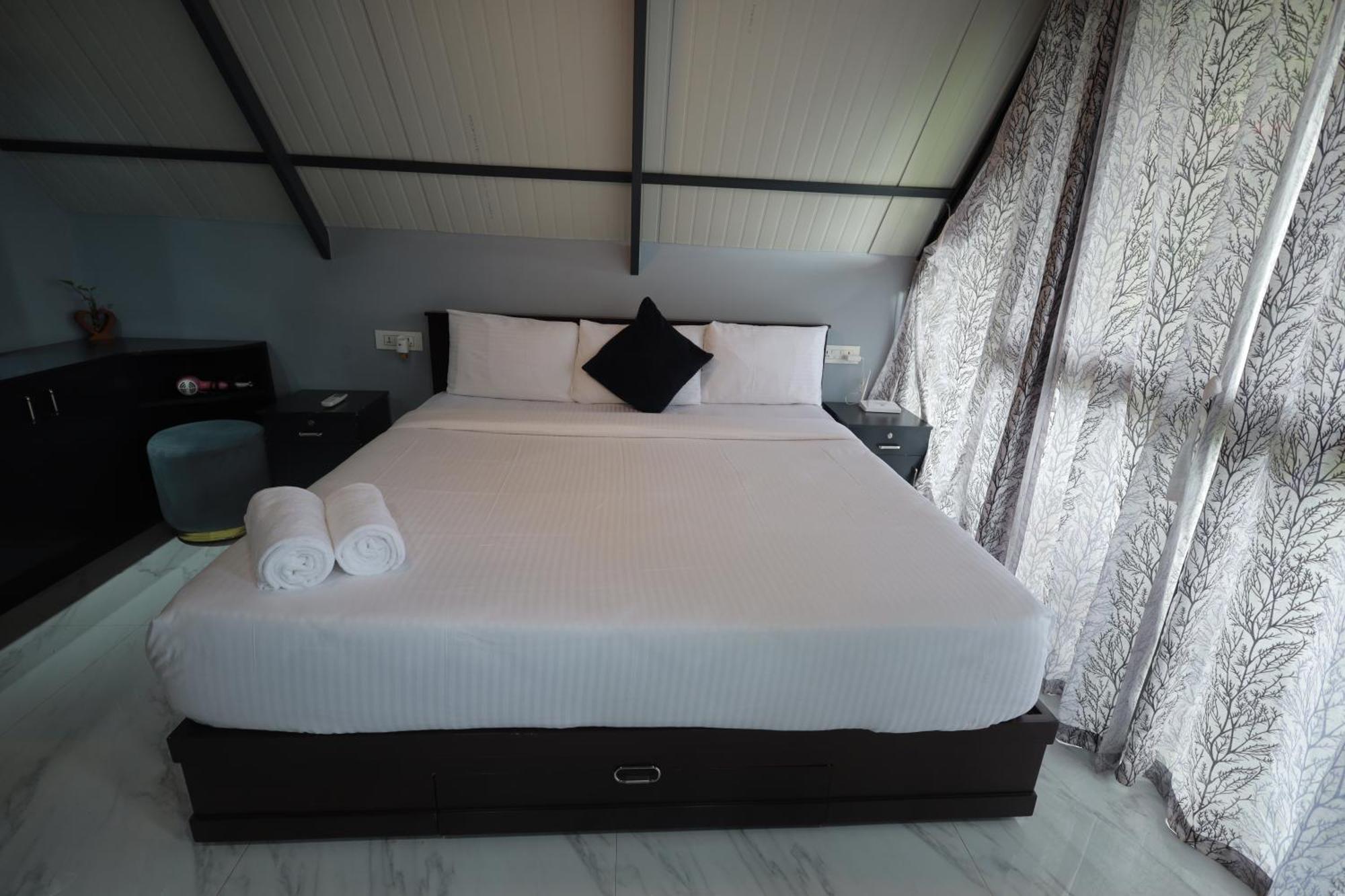 Holistic Stay Eco-Resort & Ayurvedic Retreat Paithalmala Екстер'єр фото