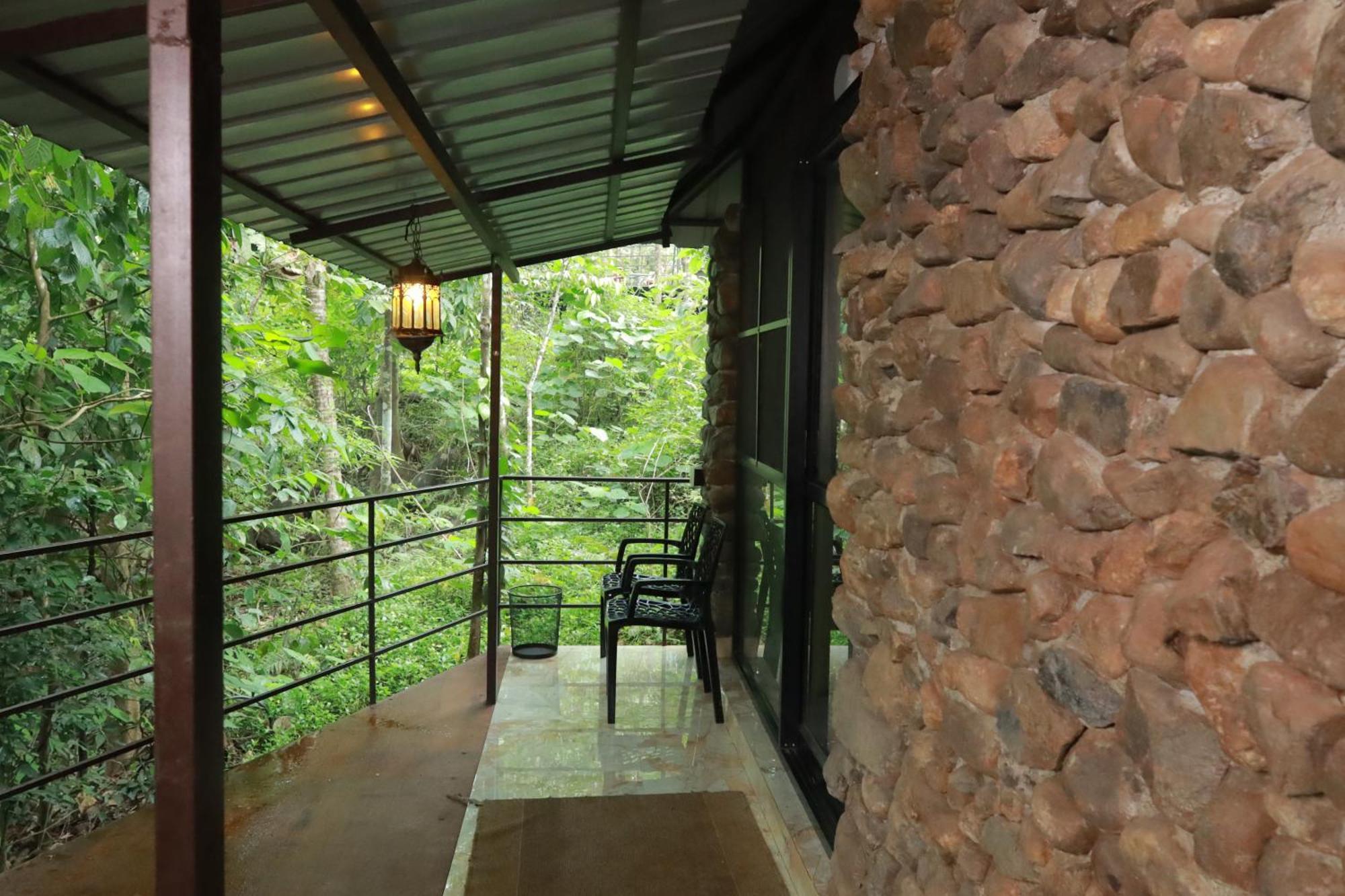 Holistic Stay Eco-Resort & Ayurvedic Retreat Paithalmala Екстер'єр фото
