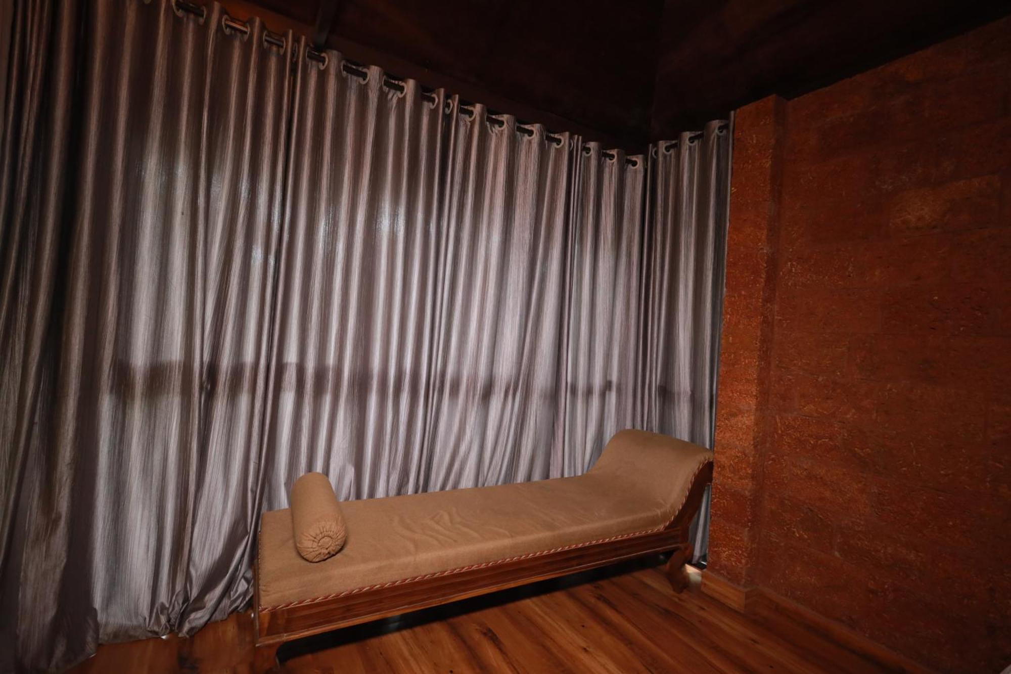 Holistic Stay Eco-Resort & Ayurvedic Retreat Paithalmala Екстер'єр фото