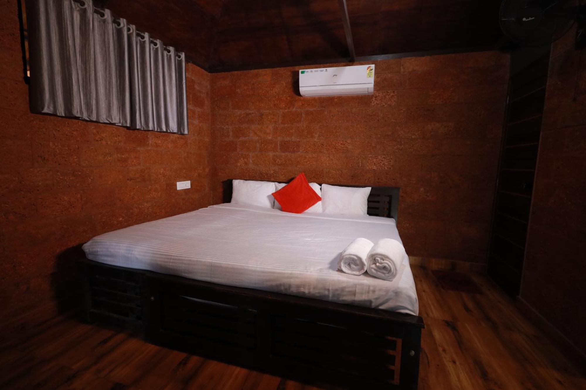 Holistic Stay Eco-Resort & Ayurvedic Retreat Paithalmala Екстер'єр фото