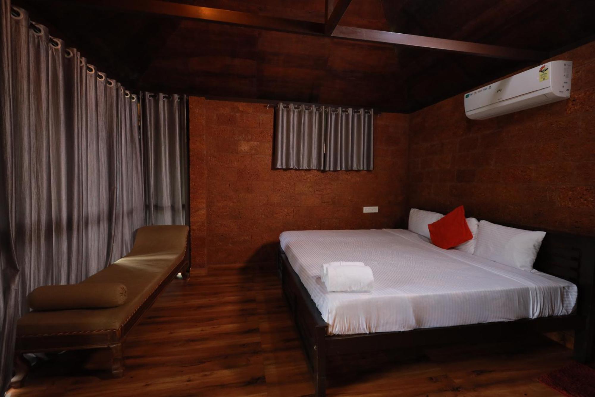 Holistic Stay Eco-Resort & Ayurvedic Retreat Paithalmala Екстер'єр фото