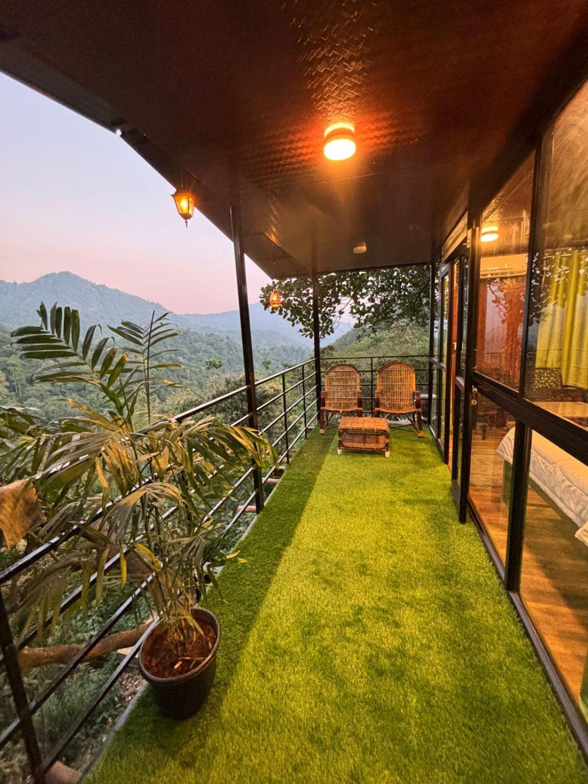 Holistic Stay Eco-Resort & Ayurvedic Retreat Paithalmala Екстер'єр фото